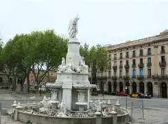 巴塞罗那训练开放日，今晚临场应变引欢呼，社区盾在即，医务组通报恢复 