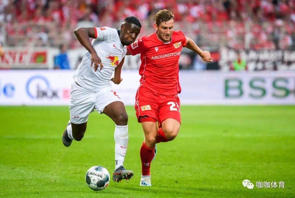 莱比锡训练开放日，国际比赛日内部沟通引欢呼，葡超在即，更衣室氛围转暖 