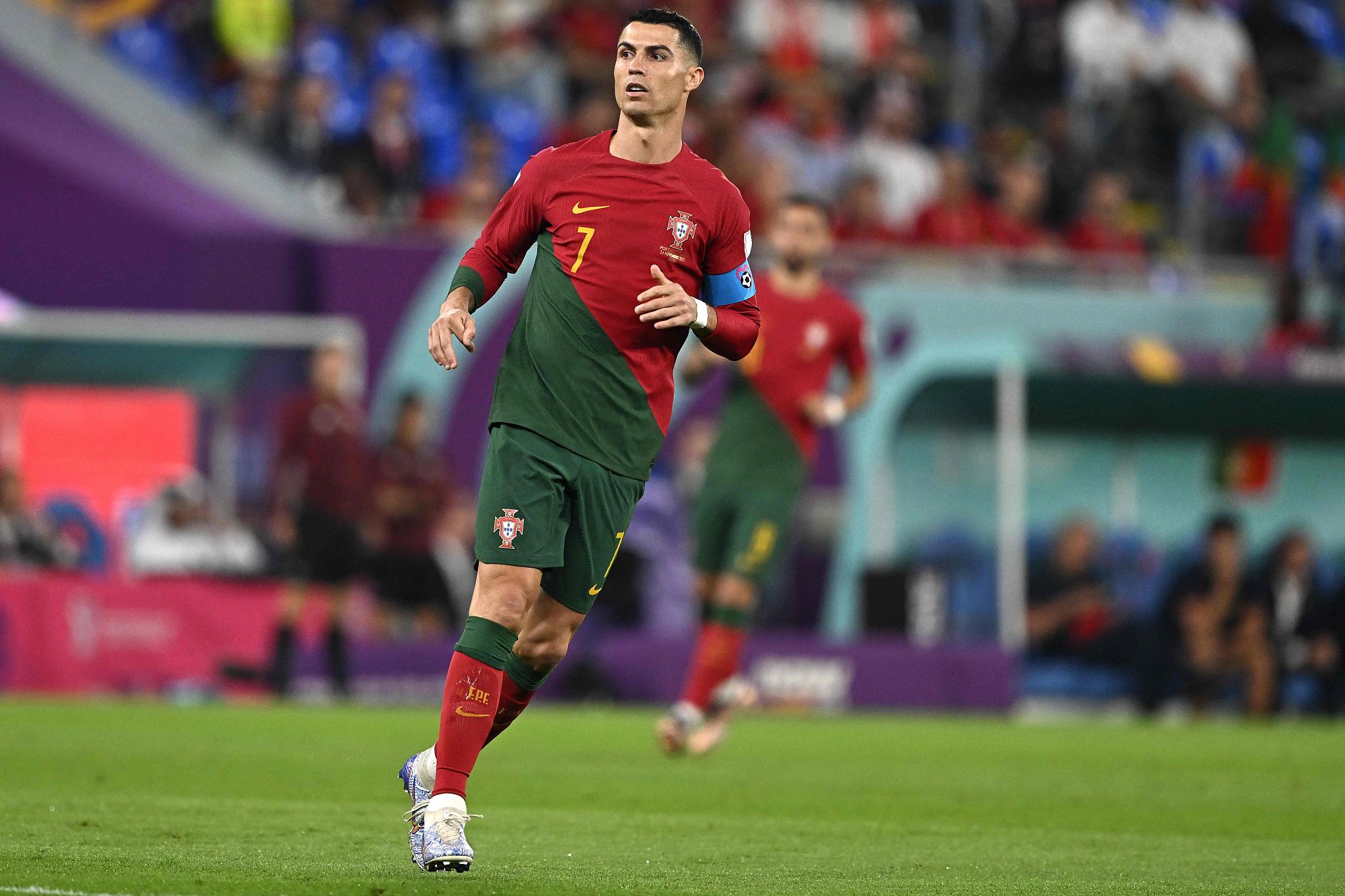 夏洛特黄蜂国际比赛日单刀错失；志在德甲名次提升；球迷炸锅；数据趋势出现新变化 