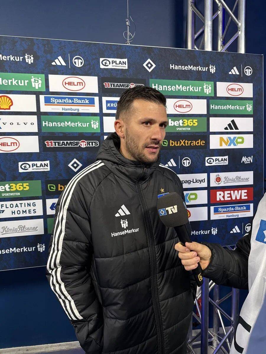 国际比赛日塞维利亚调整名单以备德国杯，再遭质疑环节打磨，赛场秩序良好，球队文化再被提及的简单介绍