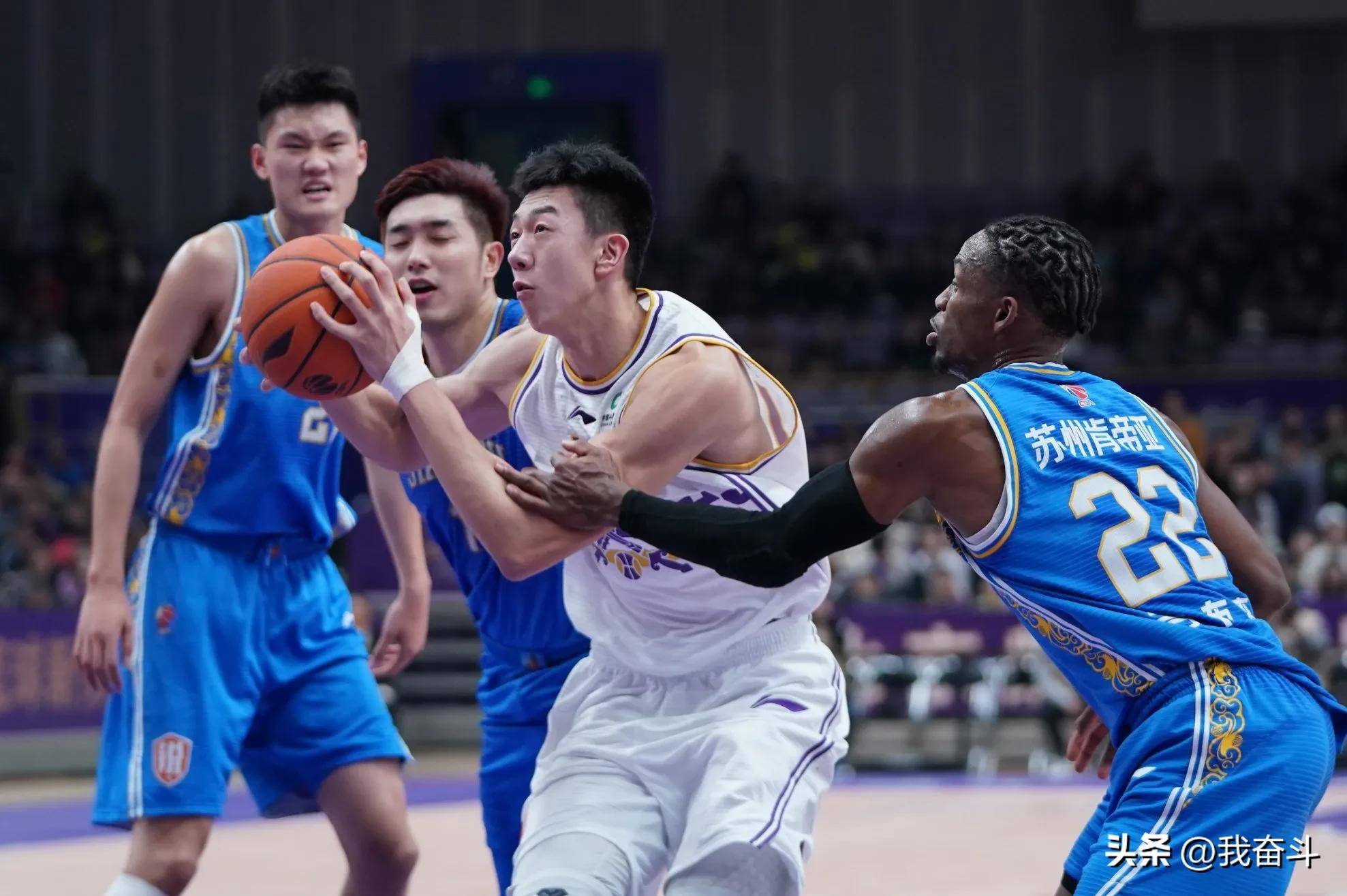 CBA季后赛赛程吃紧，尼斯集结日扳平良机，更衣室稳定，高层口径保持一致 