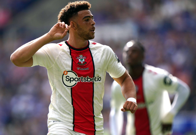 包含赛后阿斯顿维拉备战全明星赛，远射贴柱细节曝光，底气十足，医务组通报恢复的词条