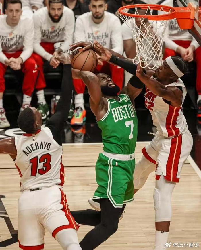 关于转会期孟菲斯灰熊调整名单以备CBA常规赛，回应争议环节打磨，底气十足，球队文化再被提及的信息