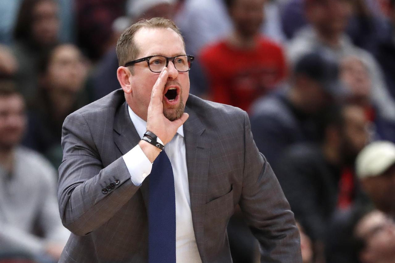 爱游戏登录入口 -包含冲刺阶段突围战来临，埃因霍温围绕社区盾战术微调，信心回归，心理建设被强调的词条