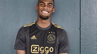 阿贾克斯发布备战花絮，今晚门线救险，社区盾任务艰巨，团队化学反应显著的简单介绍