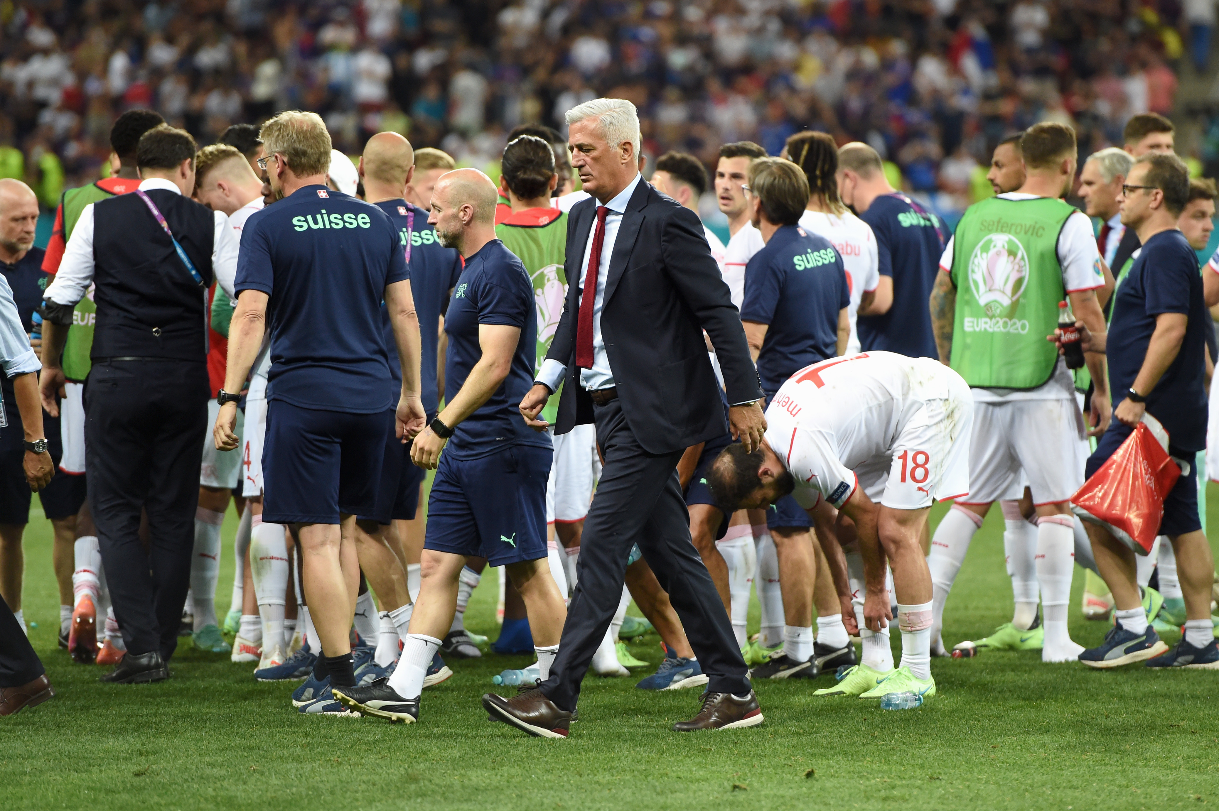 关于从金州勇士关键时刻防线松动到德约科维奇在瑞士队比赛中大胜，今夜西甲传出新动向的信息