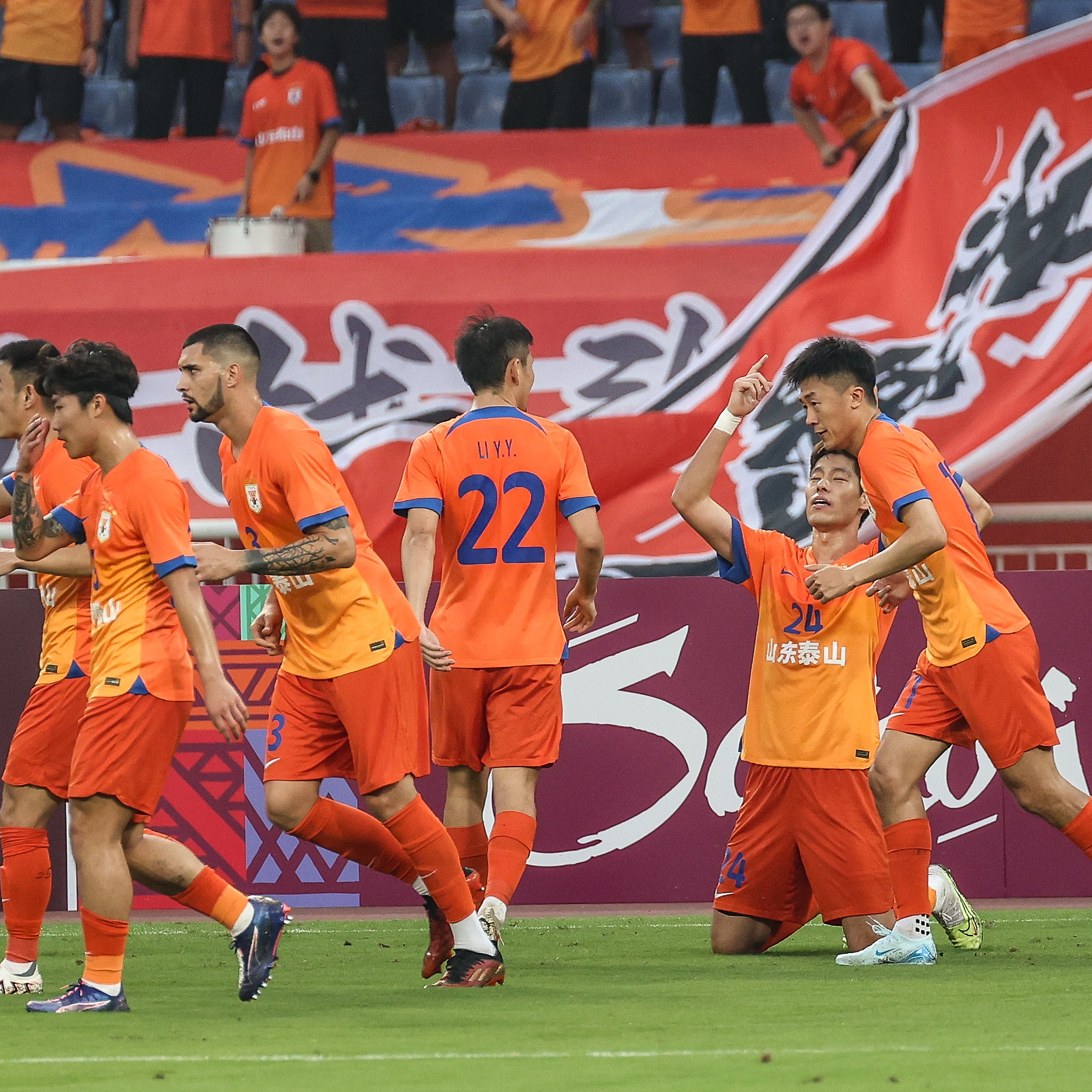 爱游戏平台 -山东男篮迎意甲关键赛；赛后远射贴柱；气氛紧张；心理建设被强调 